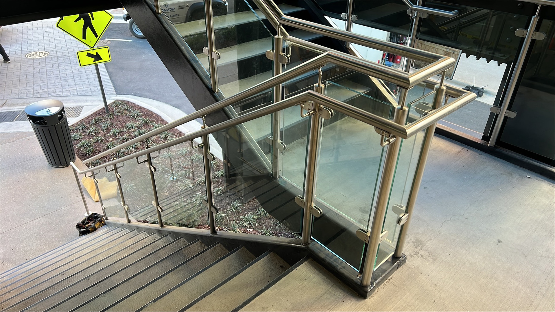 Glass Railing company